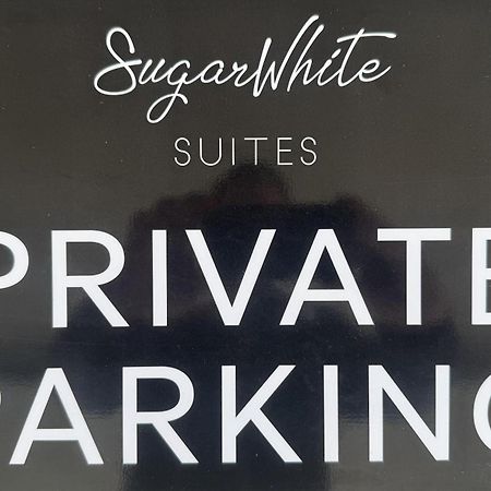 Sugarwhite Suites With Private Not Heated Pool Emporio  المظهر الخارجي الصورة